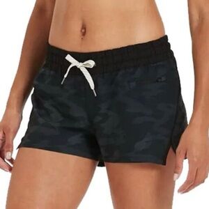 Vuori clementine 2” camo short